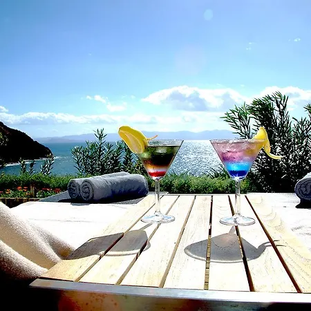 Aria Claros & אתר נופש אוזדרה