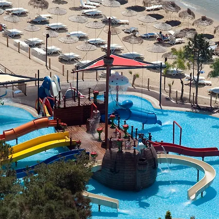 Üdülőközpont Aria Claros &