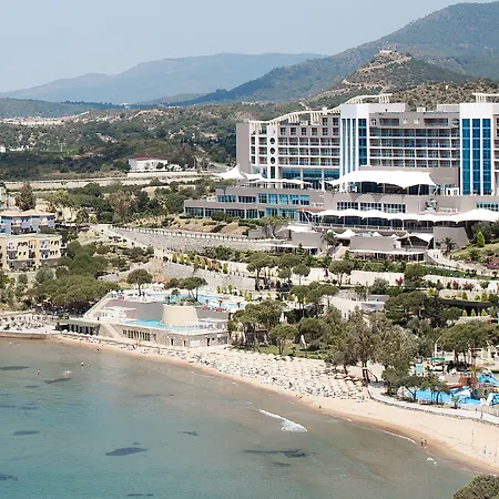 Aria Claros & Üdülőközpont 5*