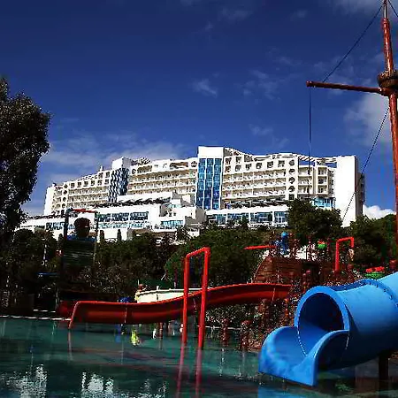 Aria Claros & אתר נופש אוזדרה