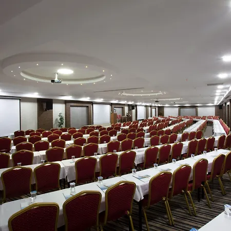 Ośrodek wypoczynkowy Aria Claros & 5*